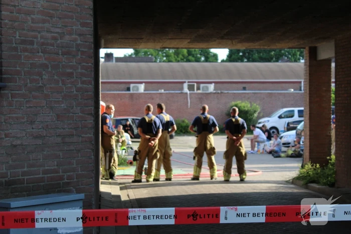 Poeder in brievenbus flatgebouw