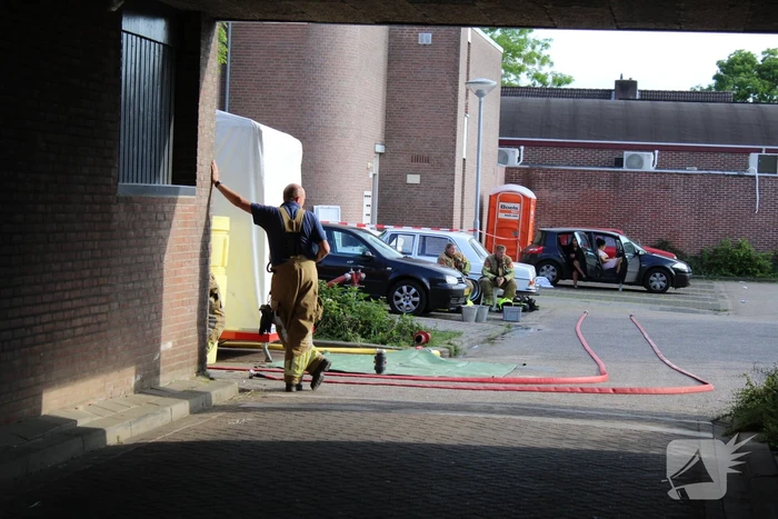 Poeder in brievenbus flatgebouw