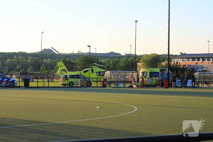 Hockeyspeler zwaargewond bij incident op veld