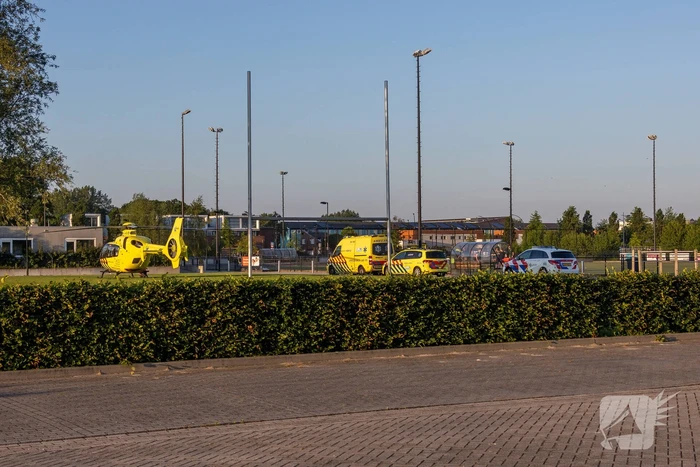 Hockeyspeler zwaargewond bij incident op veld