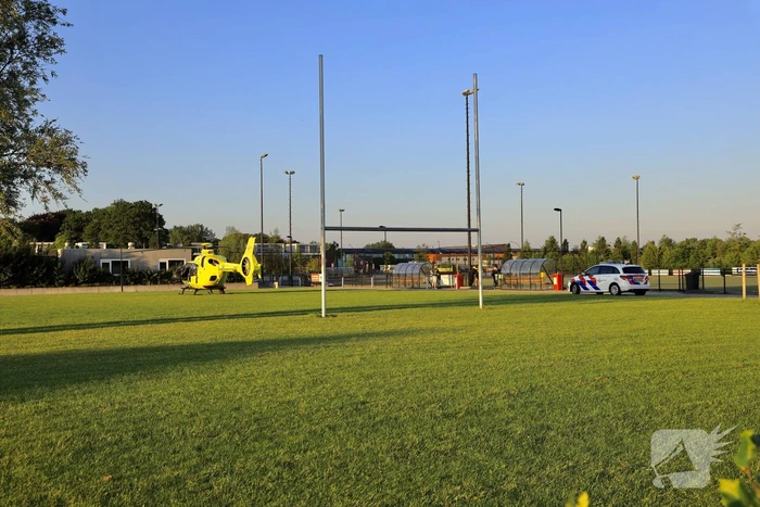 Hockeyspeler zwaargewond bij incident op veld