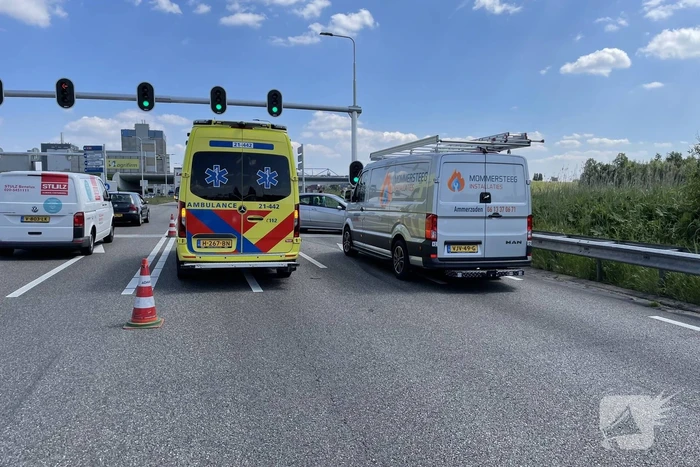 Flinke schade bij botsing op kruising