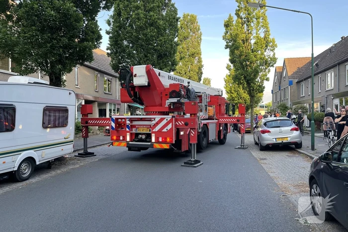 Brandweer redt hond bij brand in schuur