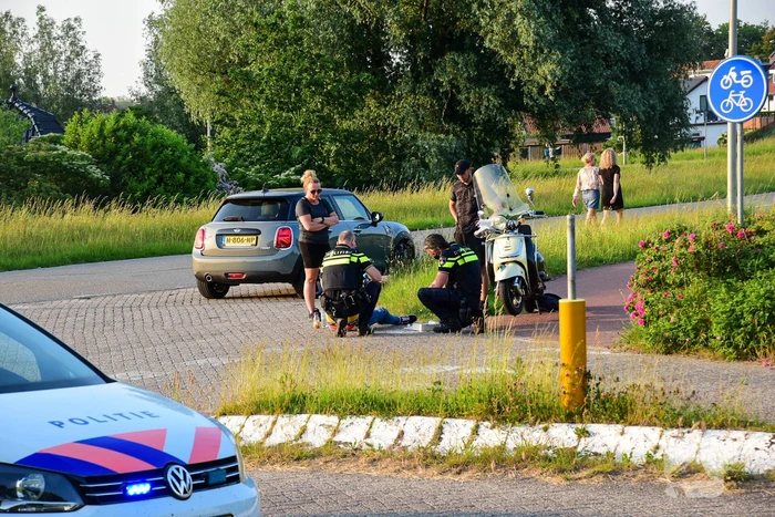 Scooterrijder gewond bij botsing met auto