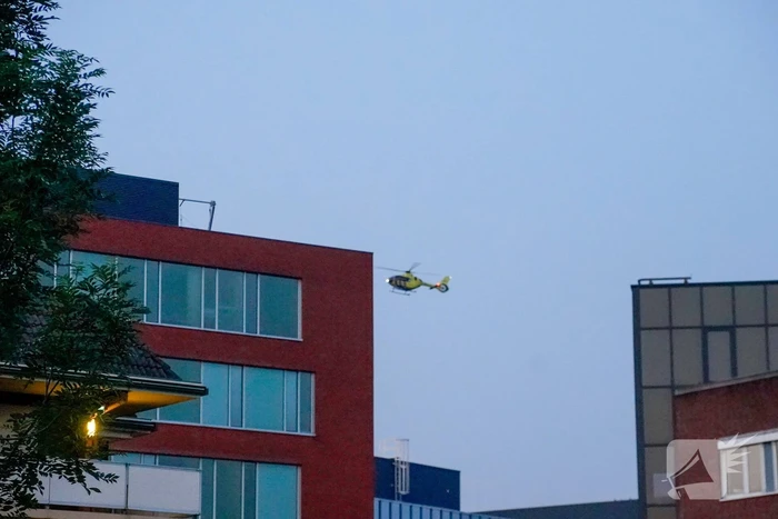 Zwaargewonde mannen in hotelkamer aangetroffen
