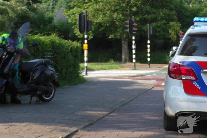 Scooterrijder gewond bij botsing met auto