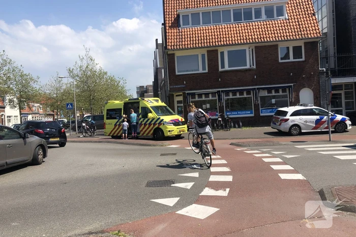 Persoon gewond bij botsing op rotonde