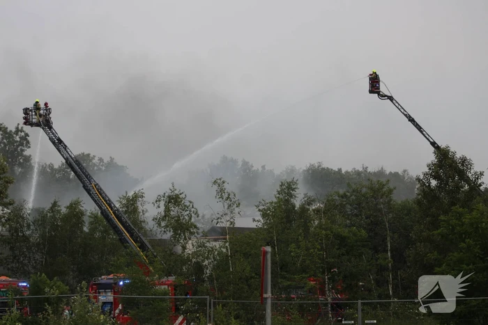 Uitslaande brand in loods waar drugsafval werd gevonden