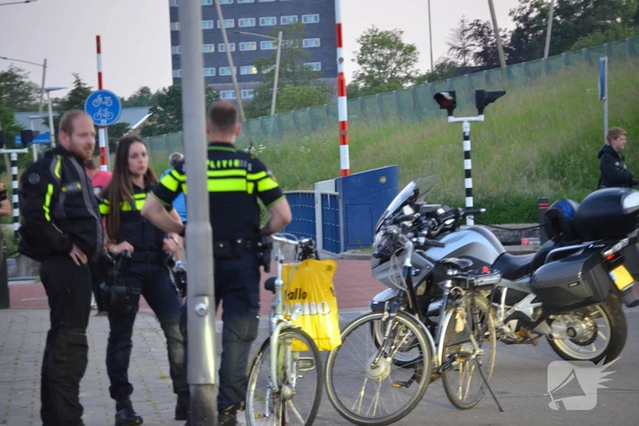Persoon ten val met fiets