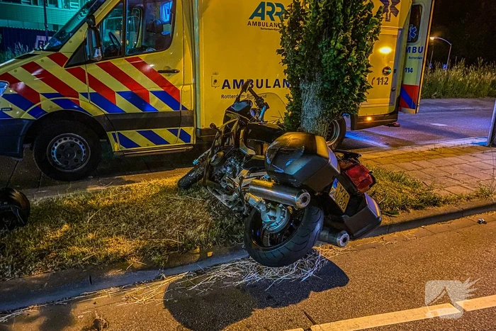 Motorrijder gewond na ongeval met voertuig