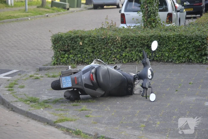 Scooterrijder gewond bij botsing met auto