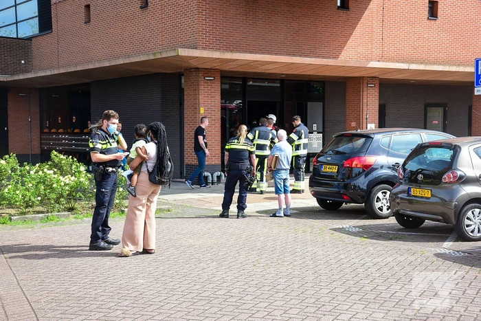 Groep jongeren veroorzaken ontploffing in appartementencomplex