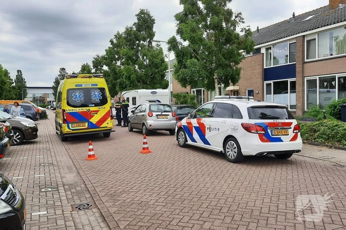 Brommerrijder gewond bij botsing met auto