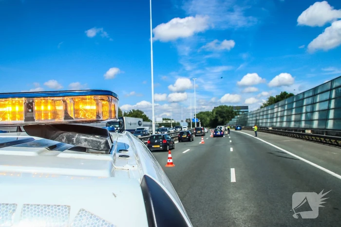 Flinke verkeersopstopping bij ongeval op rijksweg
