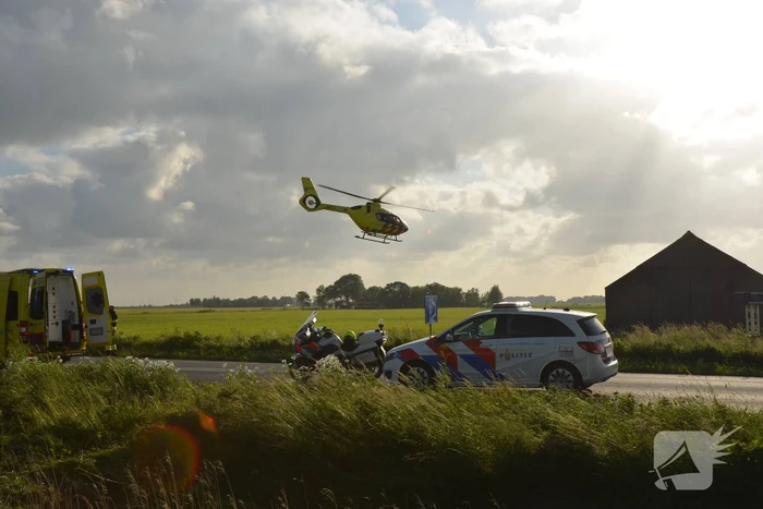 Twee gewonden na te water raken met auto
