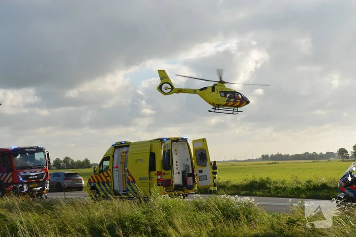 Twee gewonden na te water raken met auto