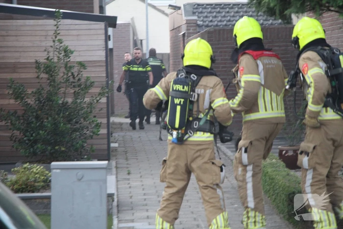 Veel rookontwikkeling bij brand in garagebox