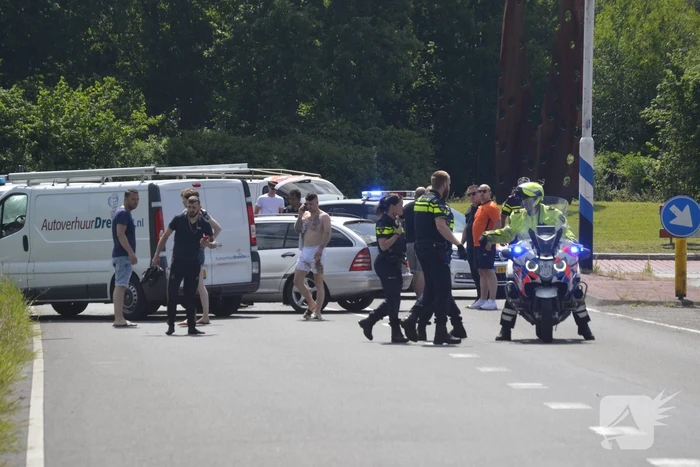 Verkeersruzie eindigt in ongeval met meerdere voertuigen