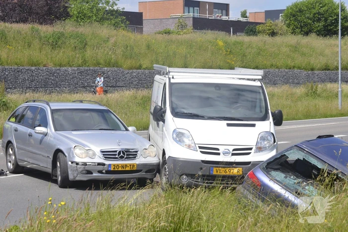 Verkeersruzie eindigt in ongeval met meerdere voertuigen