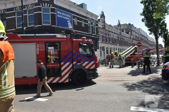 Forse rookontwikkeling bij brandt uit schoorsteen