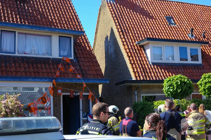 Grijze rookontwikkeling brand in woning