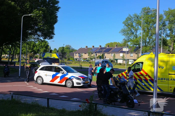 Twee gewonden na ongeval tussen scootmobiel en scooter