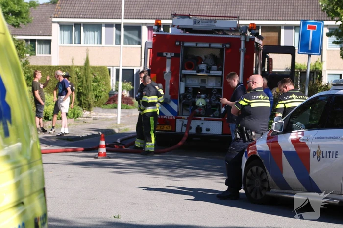 Flinke rookwolken bij brand in keuken