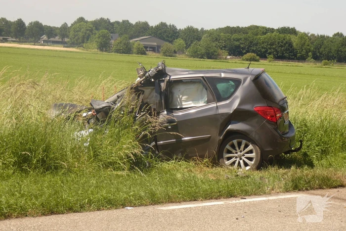 Persoon overleden bij ongeval met vrachtwagen