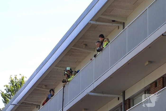 Brand op derde verdieping in flatwoning