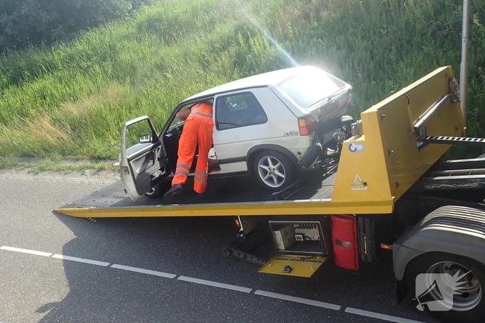 Schade bij ongeval tussen twee voertuigen