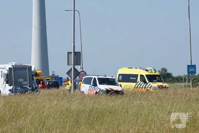 Motorrijder gewond bij botsing met auto
