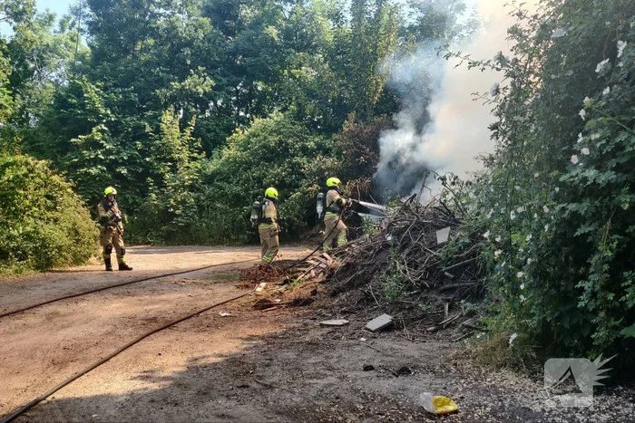 Rookontwikkeling bij brand in snoeiafval