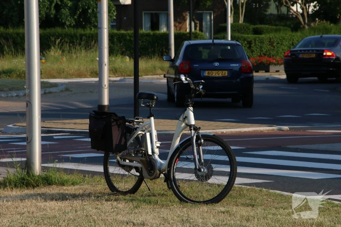 Fietser aangereden op oversteekplaats