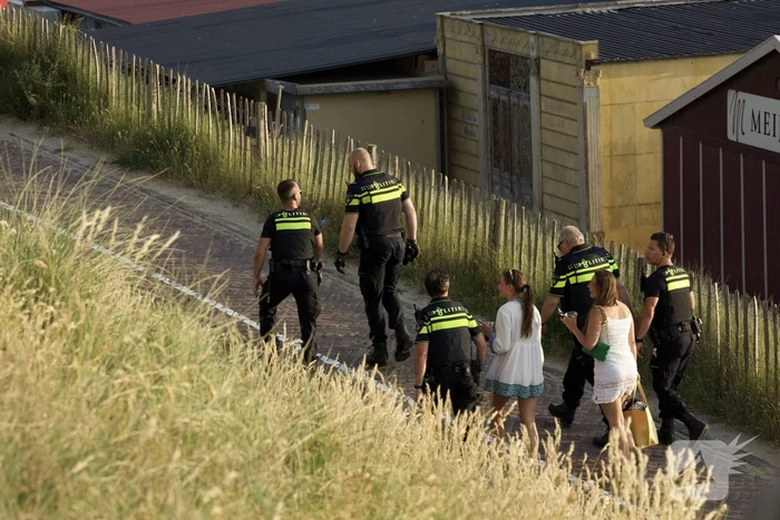 Grote politie-inzet na incident op strand
