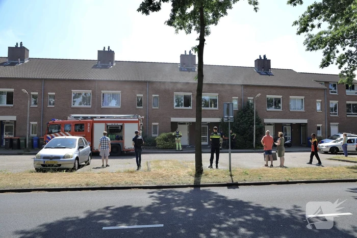 Deur woning opengeramd bij brand in woning