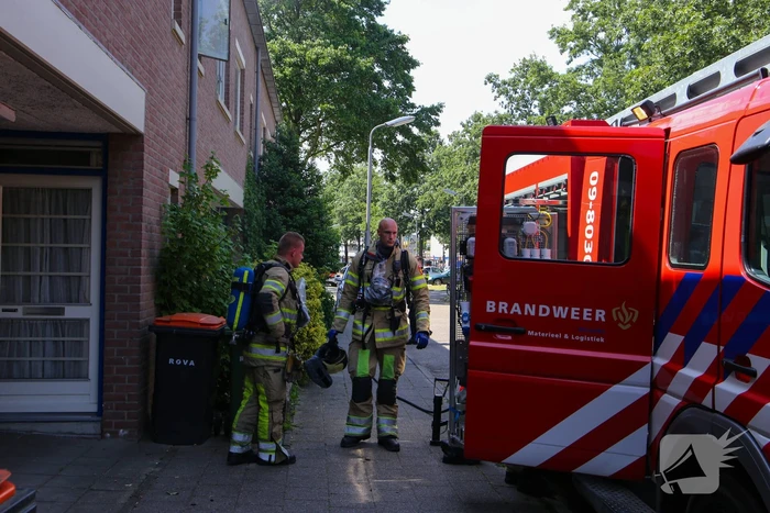 Deur woning opengeramd bij brand in woning