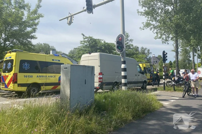 Kind op fiets aangereden door Picnic-bezorgwagen