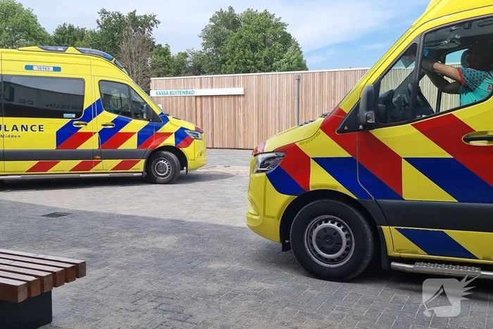 Traumahelikopter landt voor incident in Sportcentrum De Kuil