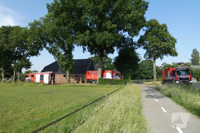 Hooibroei in schuur boerderij zorgt voor inzet brandweer