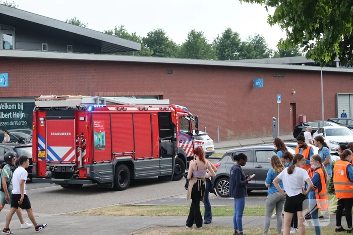 Albert Heijn ontruimd door brand in parkeergarage