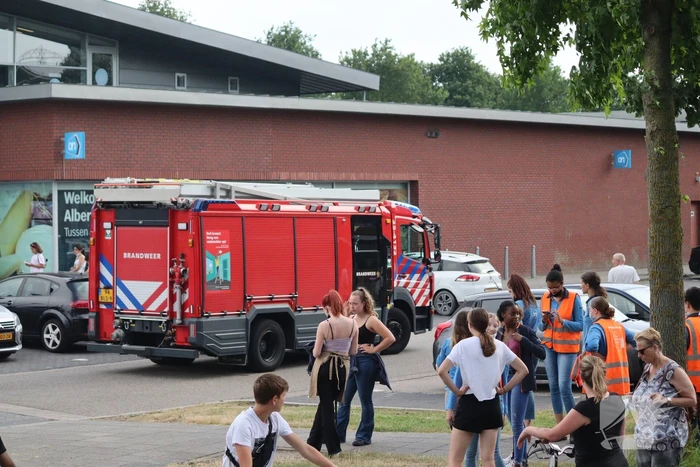 Albert Heijn ontruimd door brand in parkeergarage