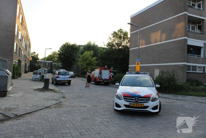 Brandweer verricht metingen door gaslucht