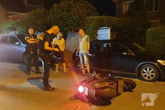 Persoon gewond bij val met snorscooter