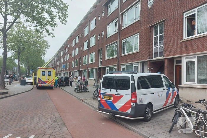Brand in portiekwoning