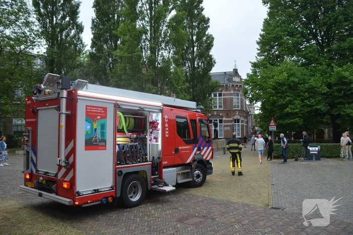 Katten gered bij woningbrand