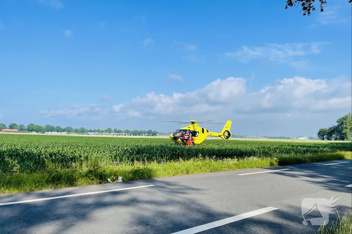 Auto te water, een overleden persoon aangetroffen