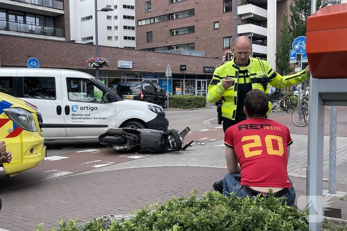 Bestuurder onder invloed rijdt scooterrijder aan