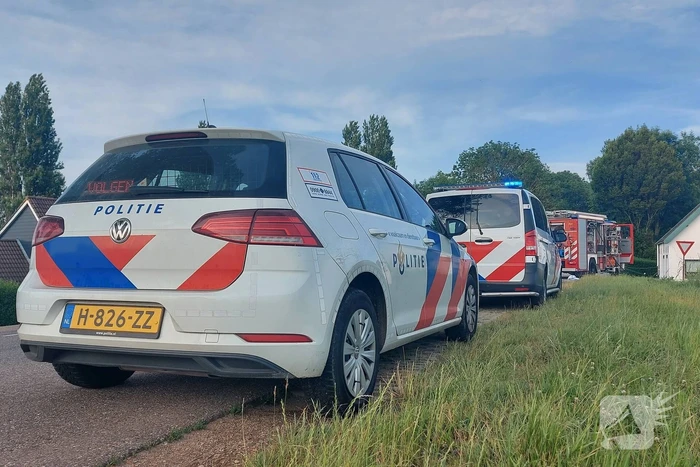 Overleden persoon aangetroffen na brand in woning