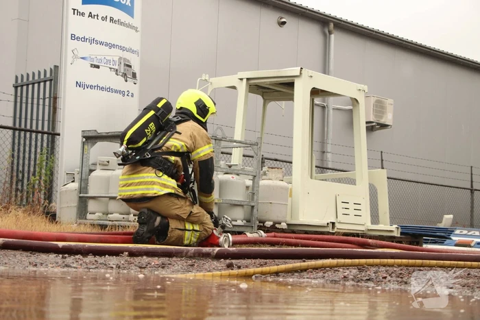 Brand bij schadehersteller Total Truck Care