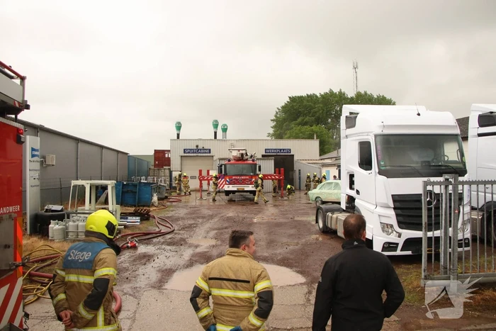 Brand bij schadehersteller Total Truck Care